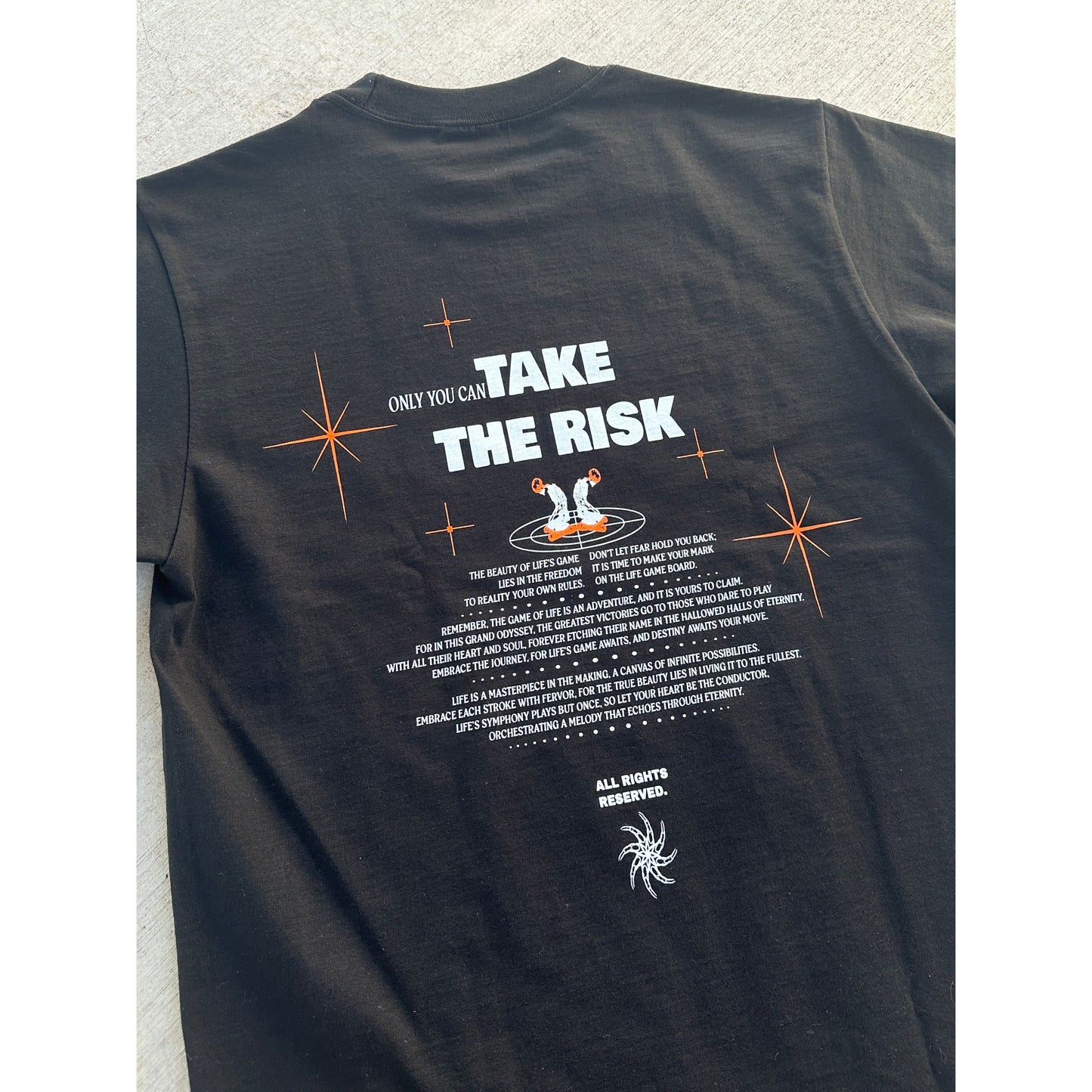 TAKE THE RISK TEE